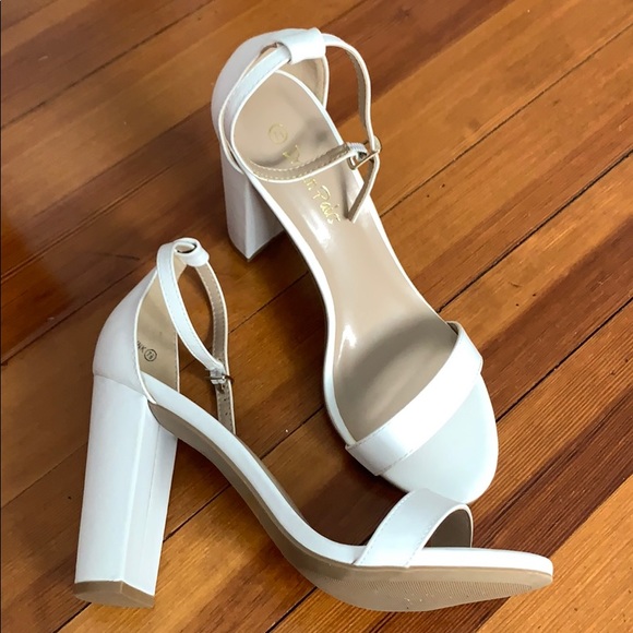 Dream Pairs | Shoes | Dream Pairs White Heels | Poshmark